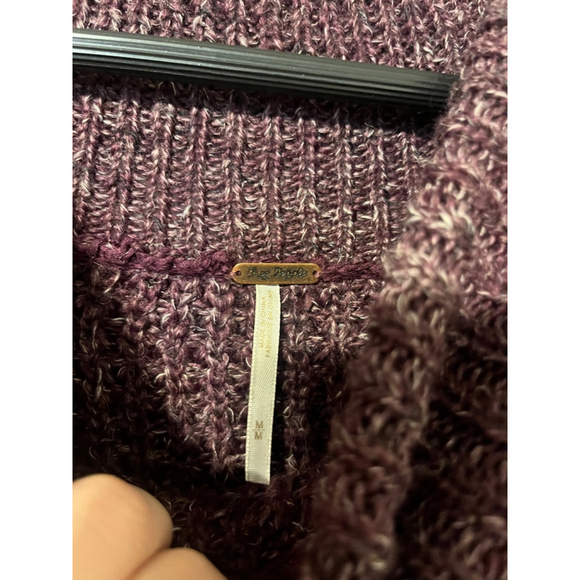 Free People Wool Blend Oversized Dylan Tweedy Purple Cowl Neck Sweater Sz Medium - Picture 3 of 6